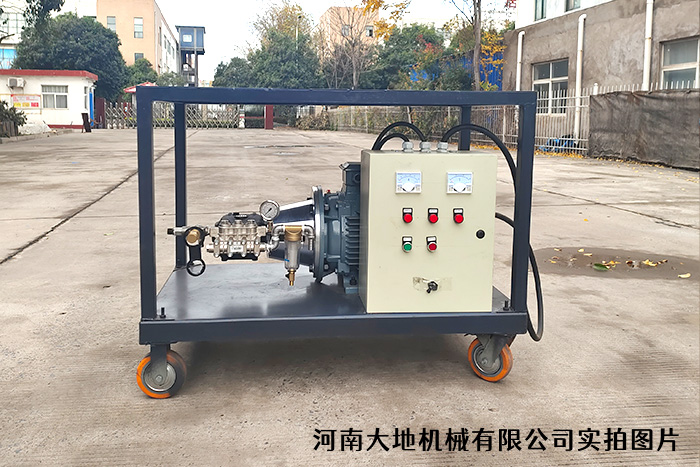 二手設(shè)備翻新除銹、除漆清洗機(jī)